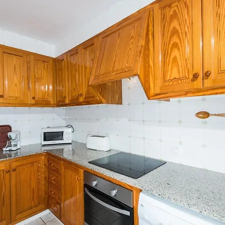 Noixa קאלאן בוש